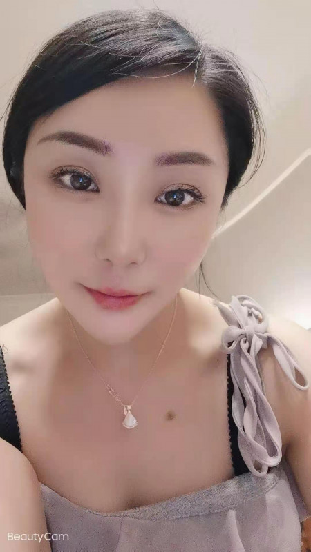 白云漂亮大姐姐